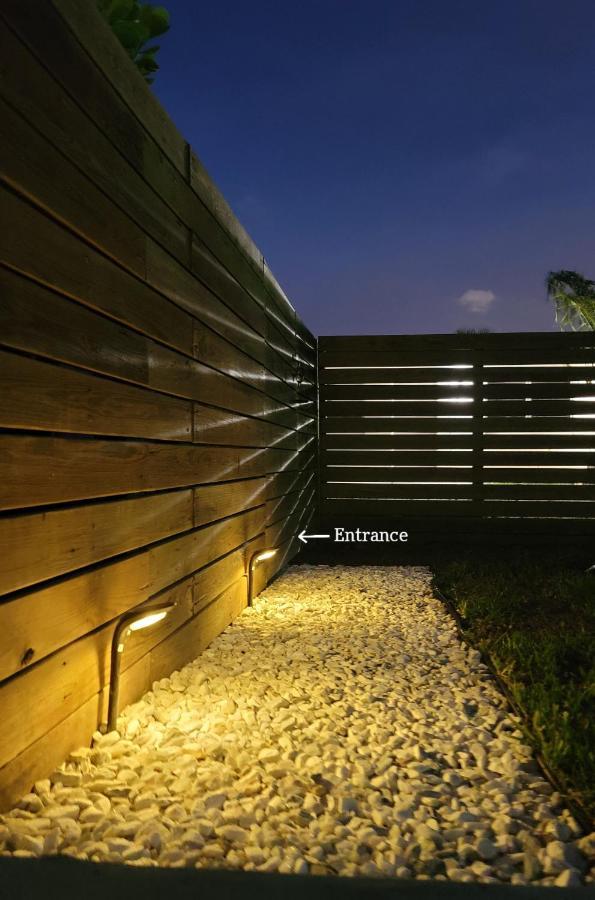 Miami Vacation Guest House Buitenkant foto